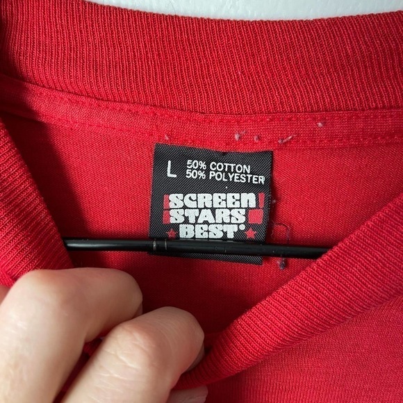 Vintage Single Stitch World's Greatest Fisherman Red Tee Size Large - Picture 4 of 5